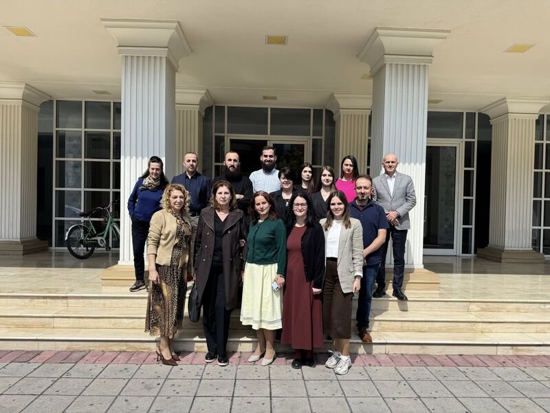 tirana grupowe